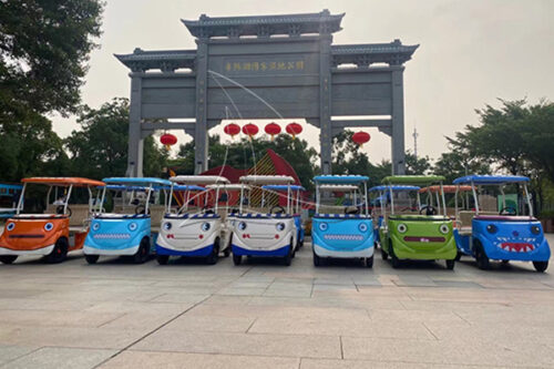 sharing sightseeing cart in scenic spot