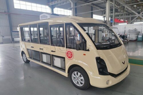 fully-enclosed customized shuttle bus for sale